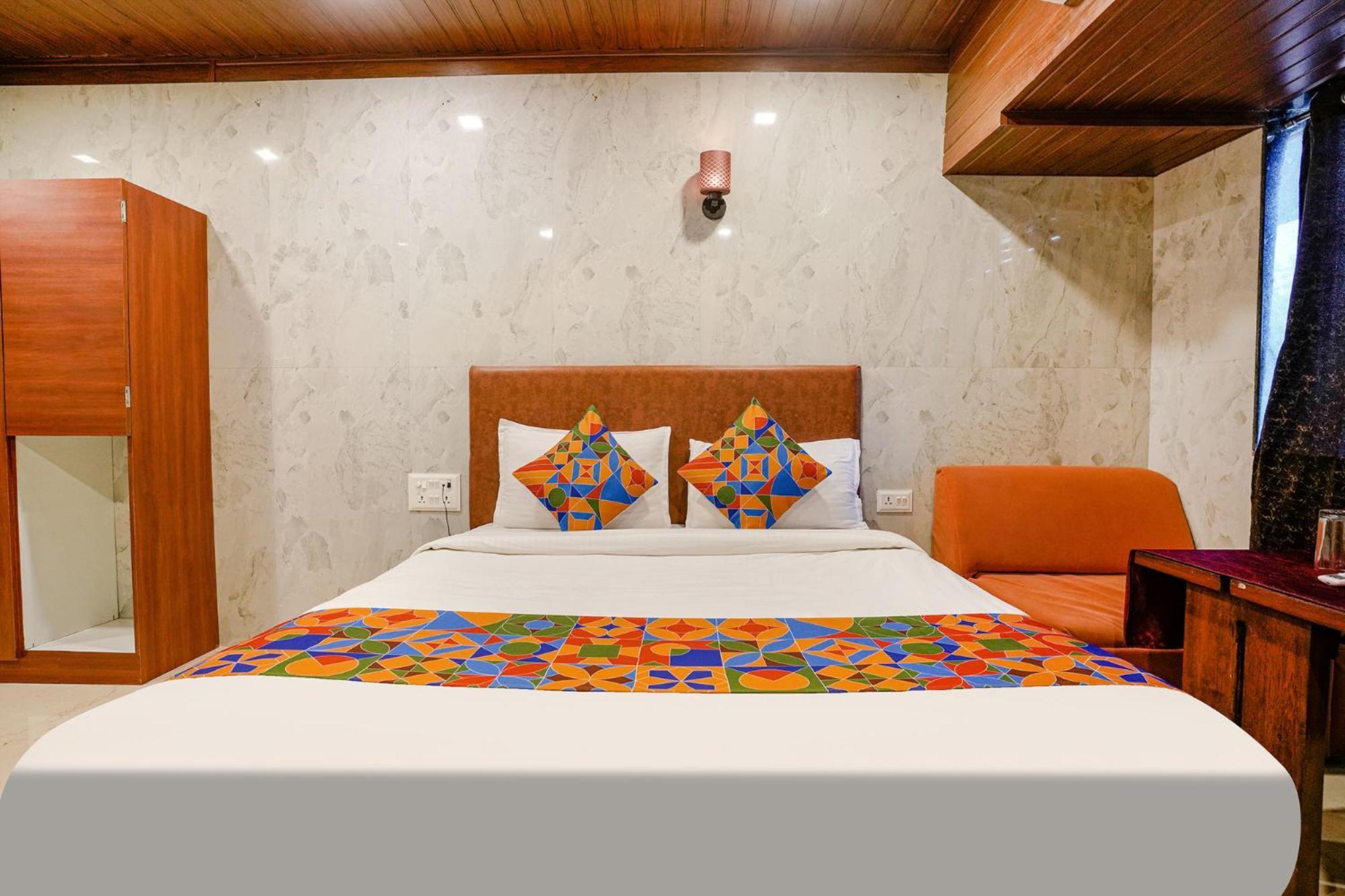 Fabexpress Yatri Inn - Navi Mumbai Turambhe Eksteriør bilde