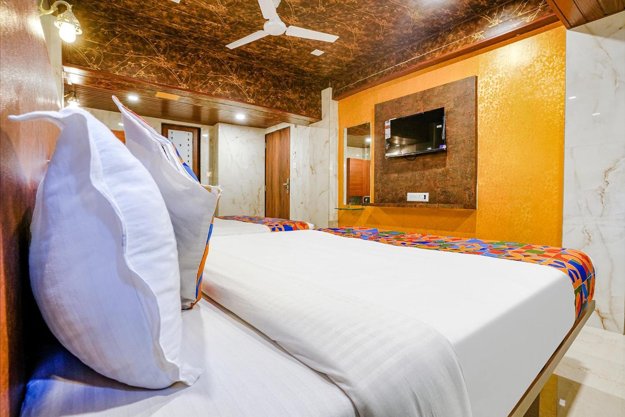 Fabexpress Yatri Inn - Navi Mumbai Turambhe Eksteriør bilde